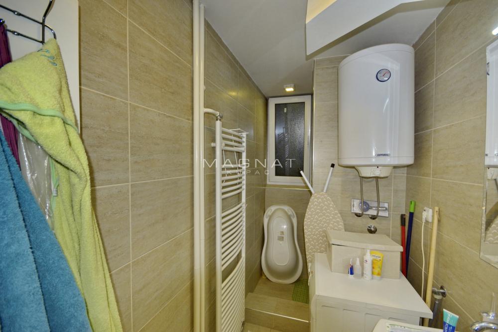 Stan na prodaju u Beogradu, Novi Beograd, dvosoban, 60m2, cena 215000 evra