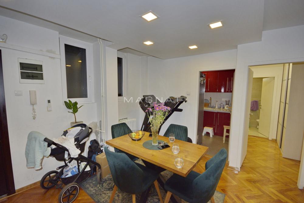 Stan na prodaju u Beogradu, Novi Beograd, dvosoban, 60m2, cena 215000 evra