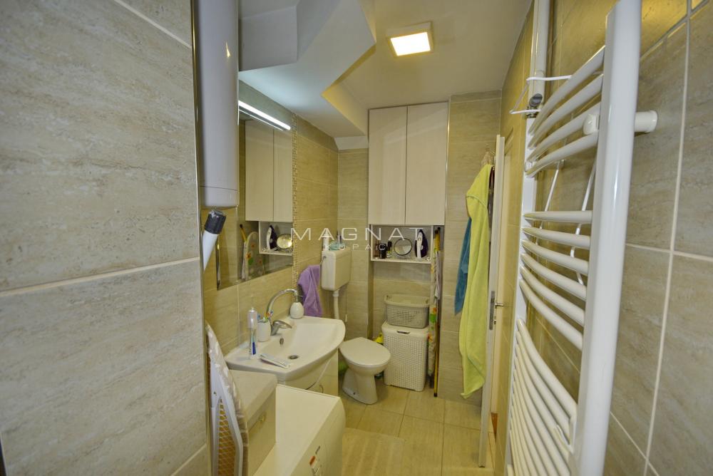 Stan na prodaju u Beogradu, Novi Beograd, dvosoban, 60m2, cena 215000 evra