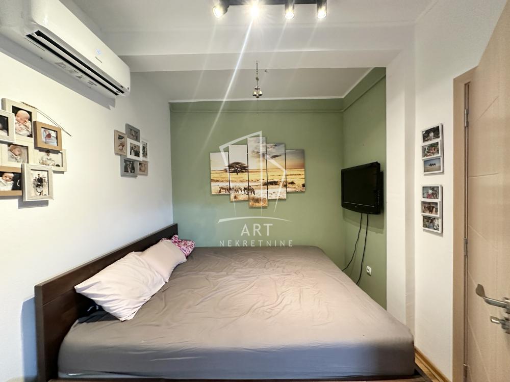 Stan na prodaju u Beogradu, Voždovac, cetvorosoban, 93m2, cena 259000 evra