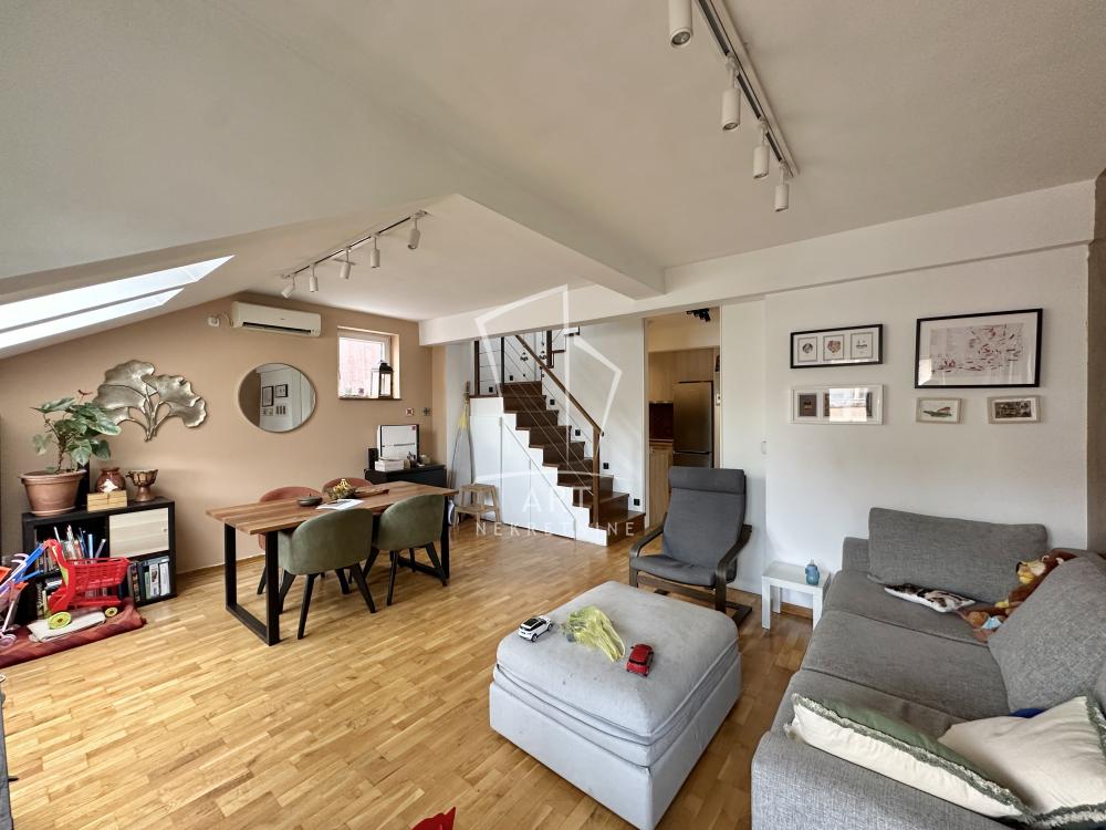 Stan na prodaju u Beogradu, Voždovac, cetvorosoban, 93m2, cena 259000 evra