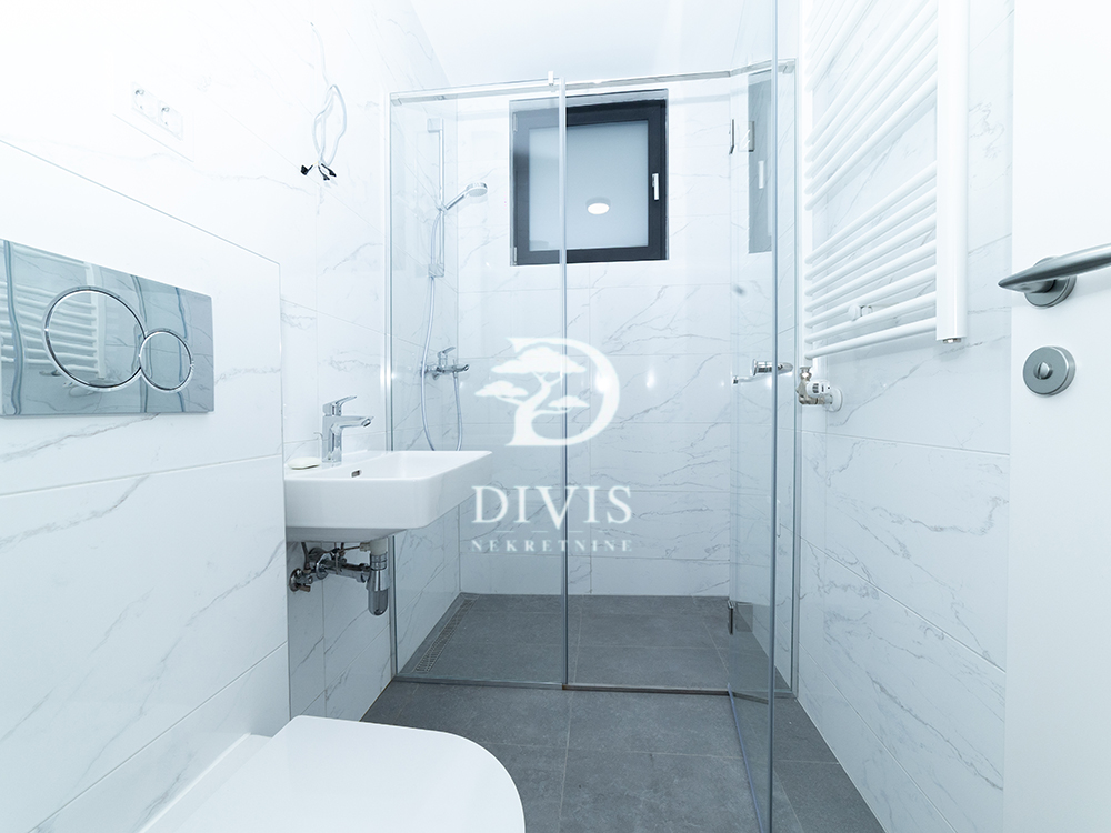 Stan na prodaju u Beogradu, Vračar,Neimar, 73m2, cena 380000 evra