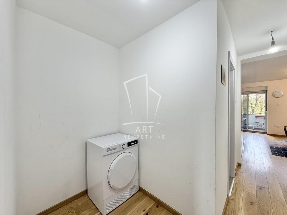 Stan na prodaju u Beogradu, Rakovica, dvosoban, 51m2, cena 144900 evra