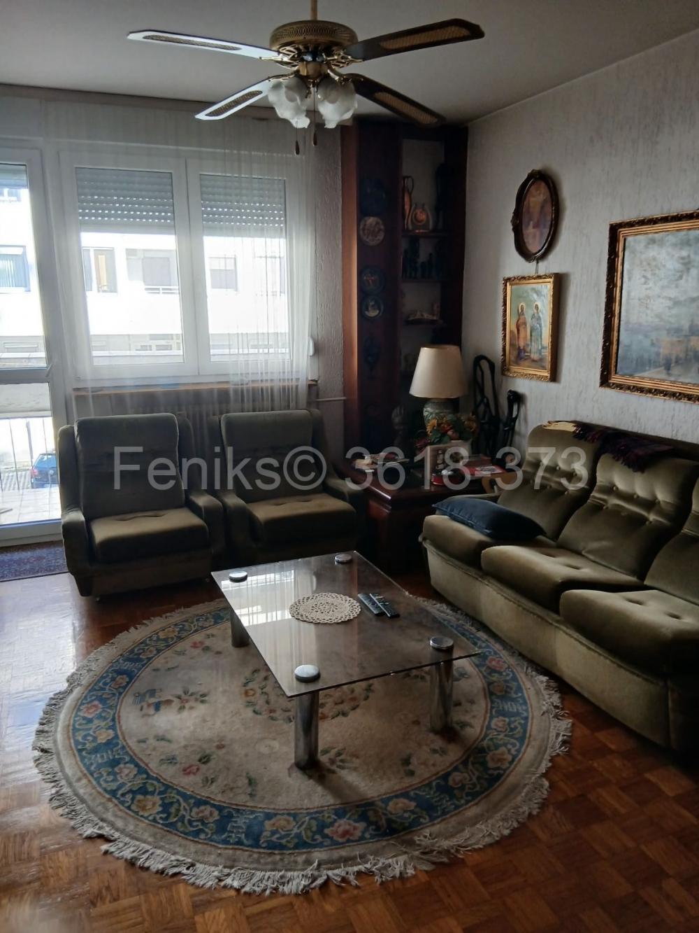 Stan na prodaju u Beogradu, trosoban, 89m2, cena 280000 evra