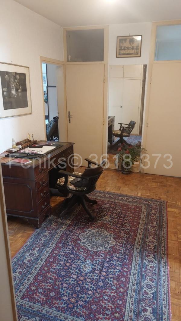 Stan na prodaju u Beogradu, trosoban, 89m2, cena 280000 evra