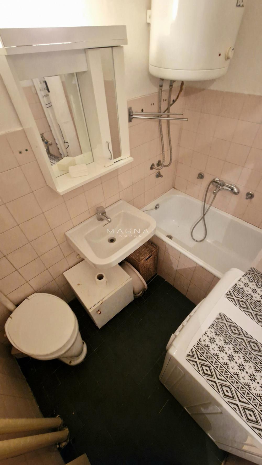 Stan na prodaju u Beogradu, Novi Beograd, jednosoban, 45m2, cena 169000 evra