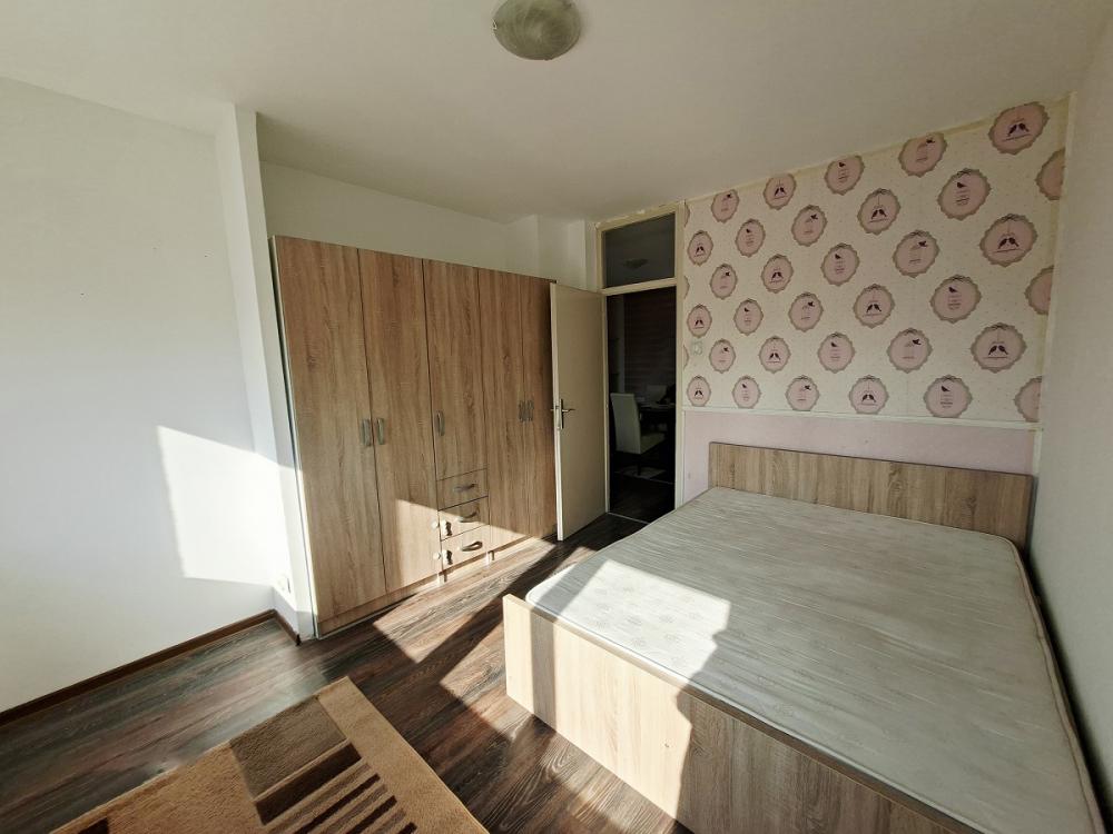 Stan na prodaju u Beogradu, Novi Beograd blok 23, trosoban, 70m2, cena 280000 evra