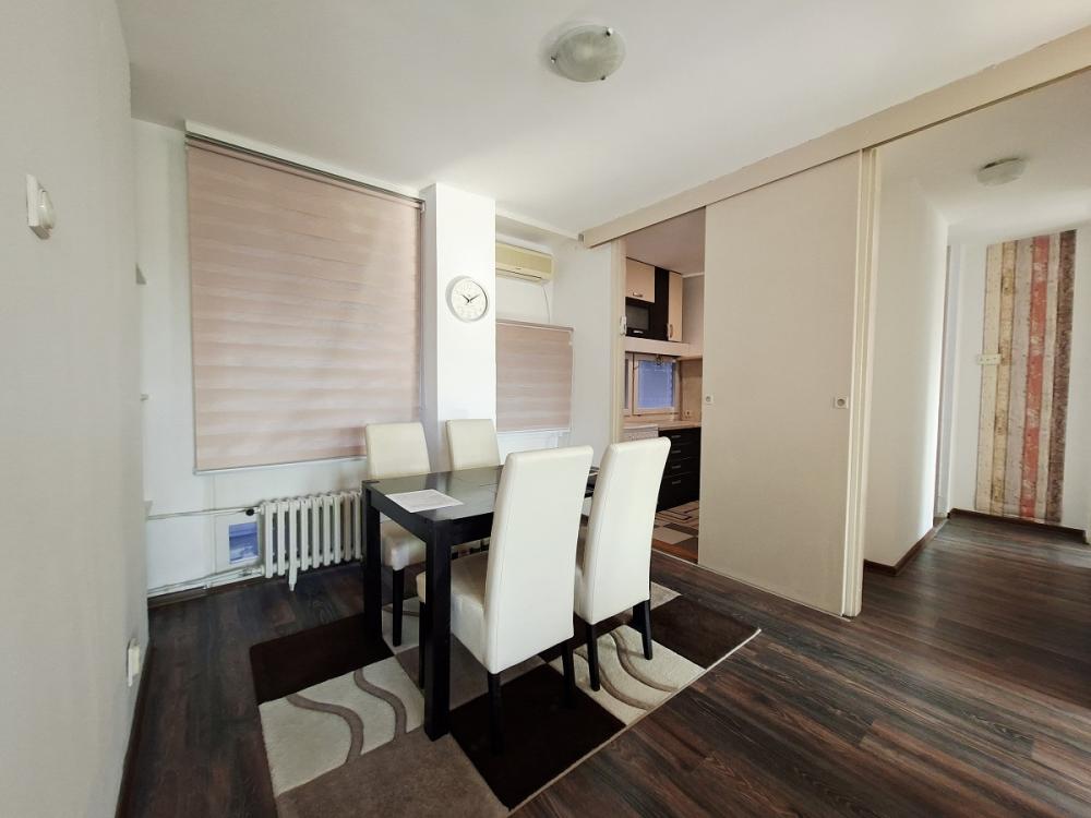 Stan na prodaju u Beogradu, Novi Beograd blok 23, trosoban, 70m2, cena 280000 evra