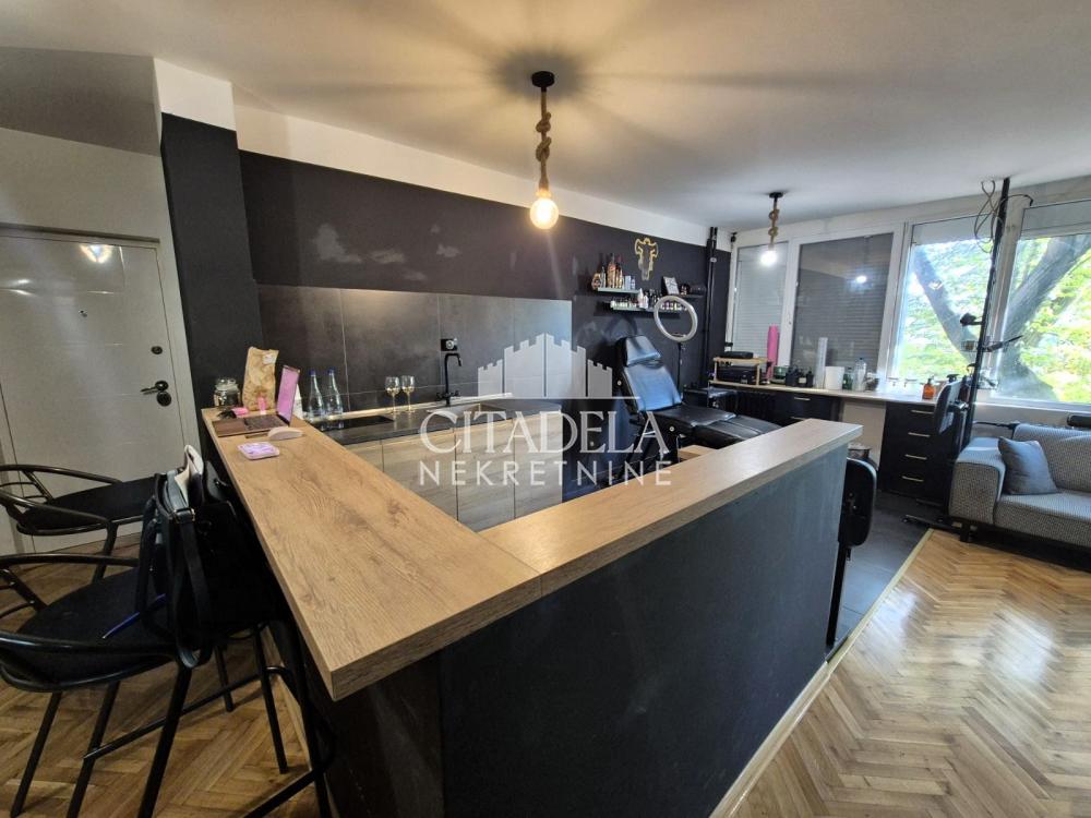 Stan na prodaju u Beogradu, Rakovica, jednoiposoban, 47m2, cena 119900 evra