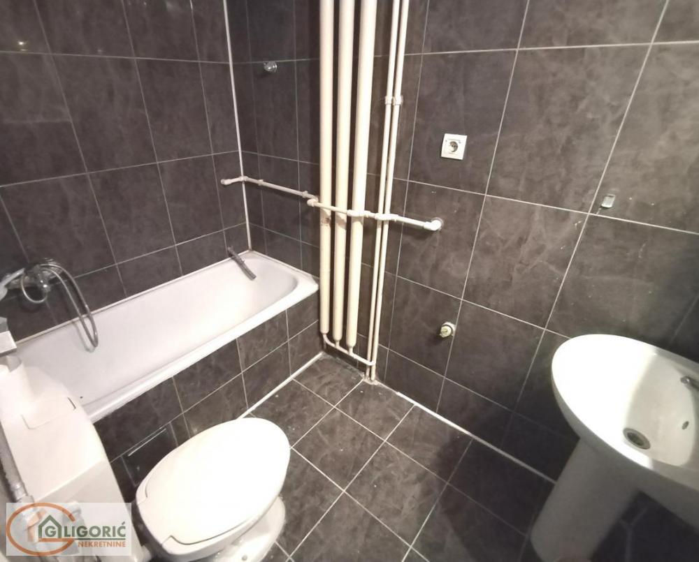 Stan na prodaju u Beogradu, Neimar, dvoiposoban, 70m2, cena 220000 evra