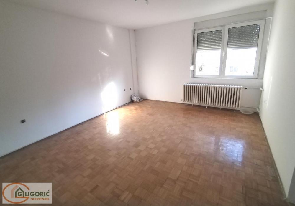 Stan na prodaju u Beogradu, Neimar, dvoiposoban, 70m2, cena 220000 evra