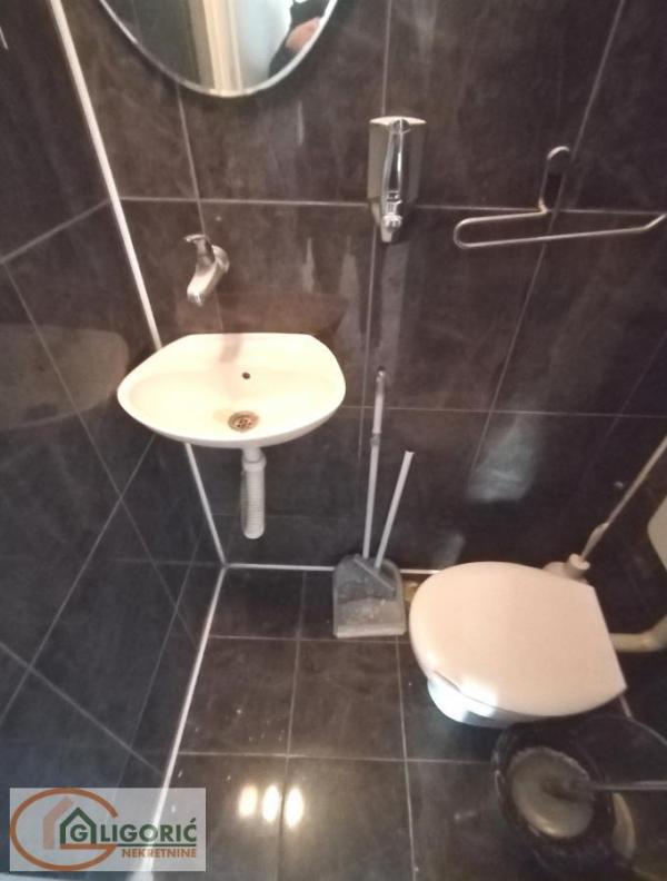 Stan na prodaju u Beogradu, Neimar, dvoiposoban, 70m2, cena 220000 evra