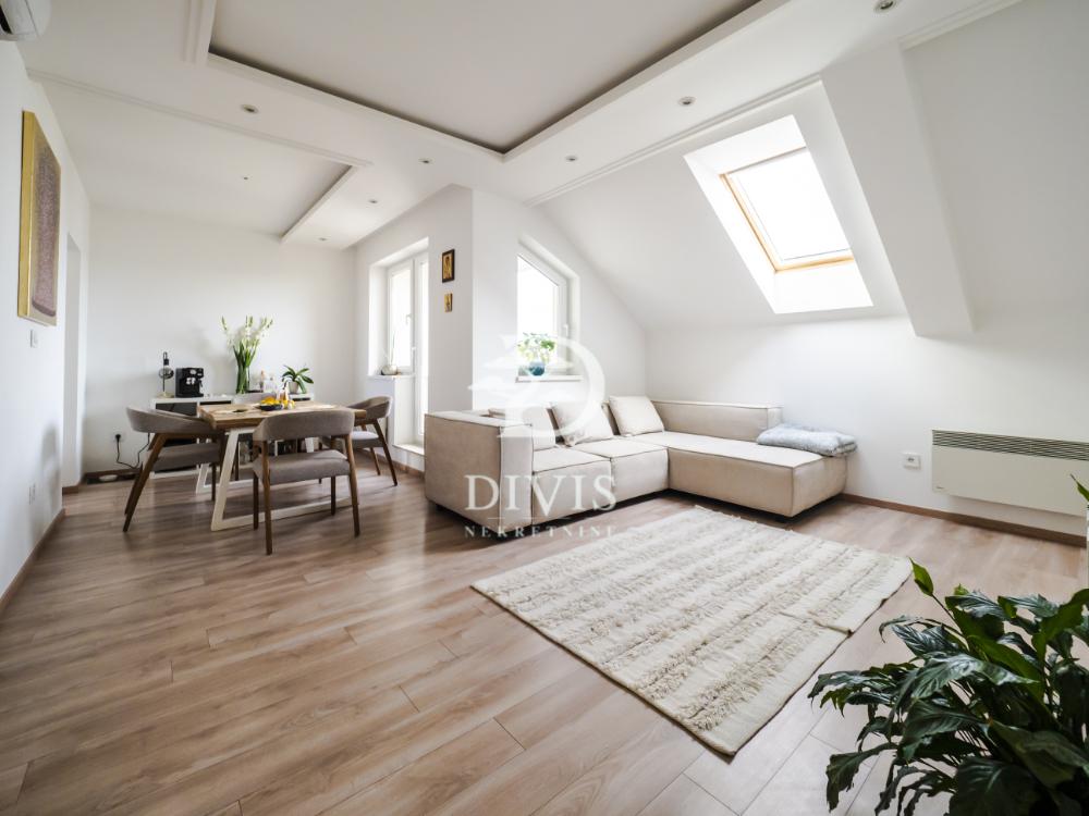 Stan na prodaju u Beogradu, Voždovac, cetvorosoban, 82m2, cena 287000 evra