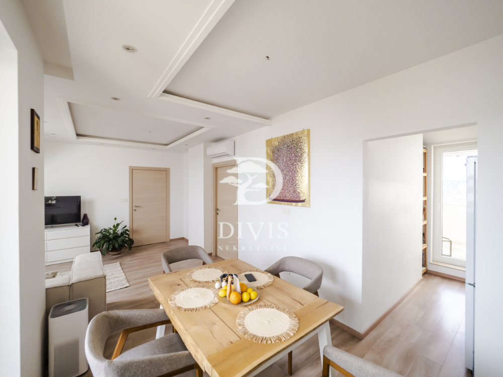 Stan na prodaju u Beogradu, Voždovac, cetvorosoban, 82m2, cena 287000 evra