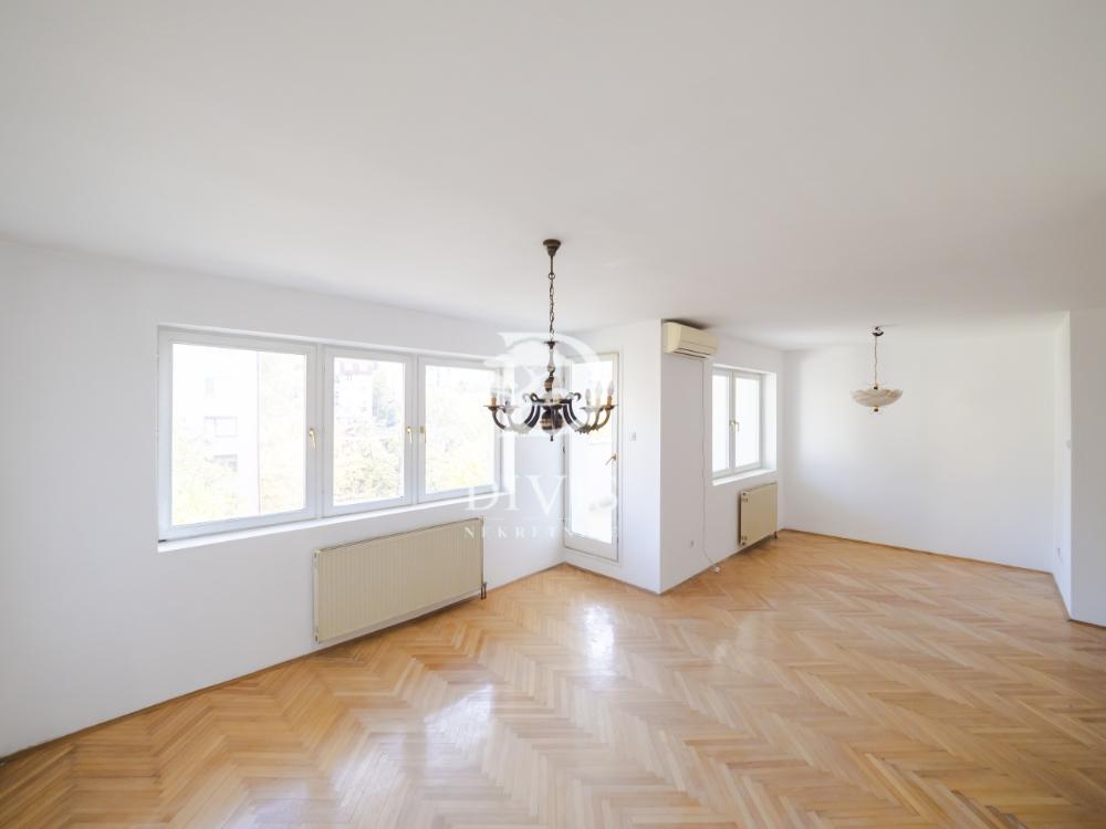 Stan na prodaju u Beogradu, Banovo brdo,Čukarica, 113m2, cena 288150 evra