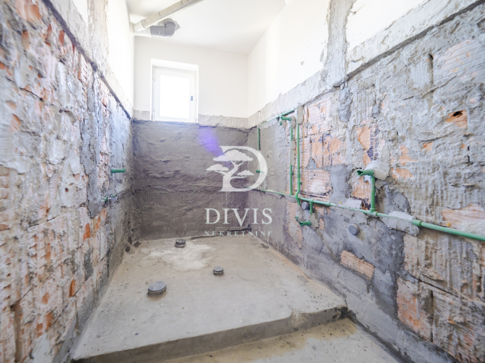 Stan na prodaju u Beogradu, Banovo brdo,Čukarica, 113m2, cena 288150 evra