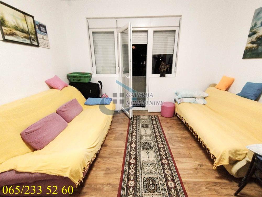 Stan na prodaju u Beogradu, Rakovica, trosoban, 56m2, cena 139500 evra