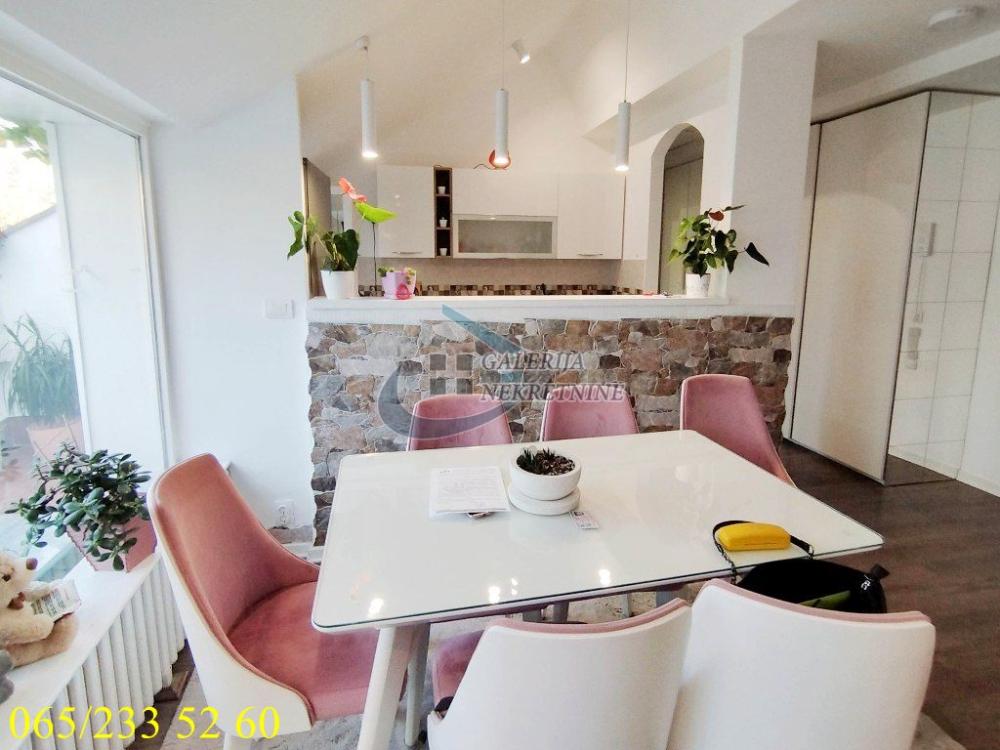 Stan na prodaju u Beogradu, Čukarica, dvosoban, 57m2, cena 170000 evra