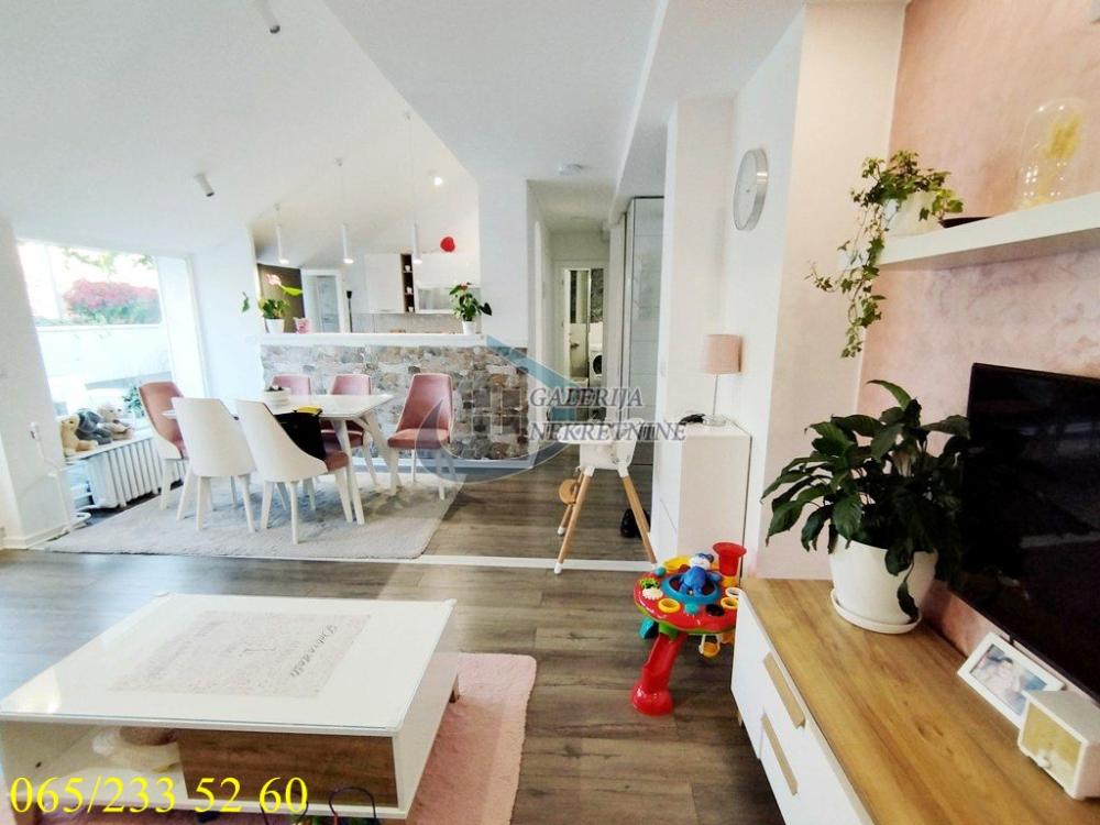 Stan na prodaju u Beogradu, Čukarica, dvosoban, 57m2, cena 170000 evra