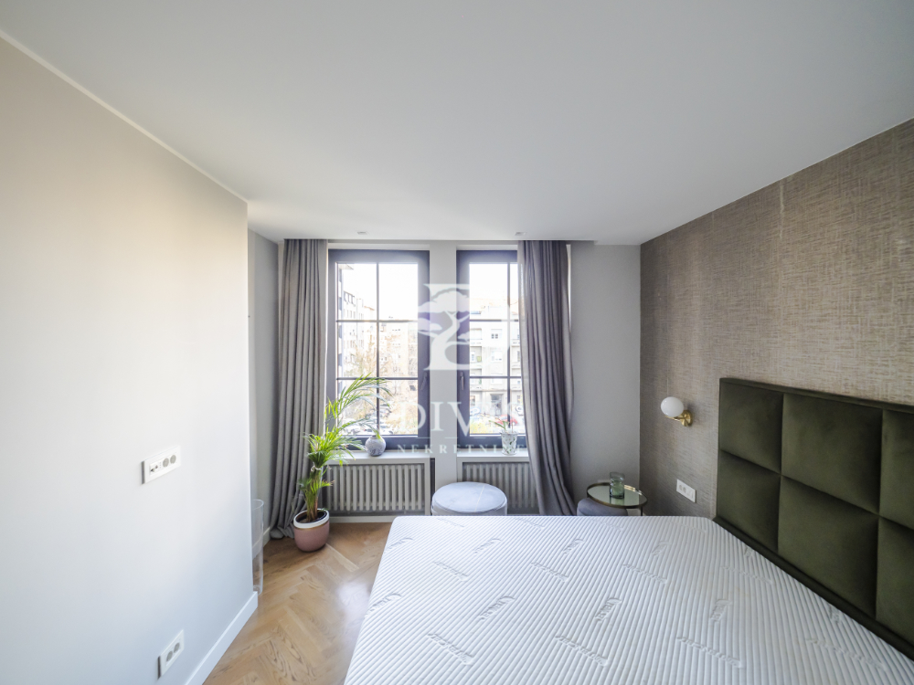 Stan na prodaju u Beogradu, Vračar,Kalenić pijaca, cetvorosoban, 103m2, cena 670000 evra