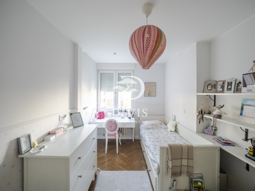 Stan na prodaju u Beogradu, Vračar,Kalenić pijaca, cetvorosoban, 103m2, cena 670000 evra