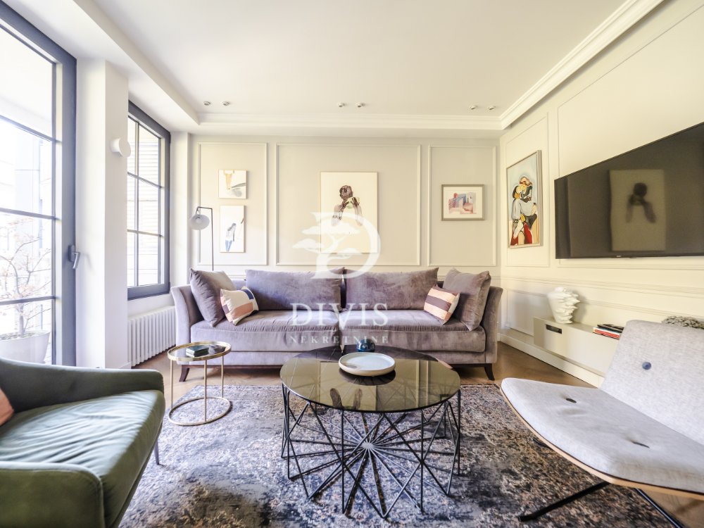 Stan na prodaju u Beogradu, Vračar,Kalenić pijaca, cetvorosoban, 103m2, cena 670000 evra