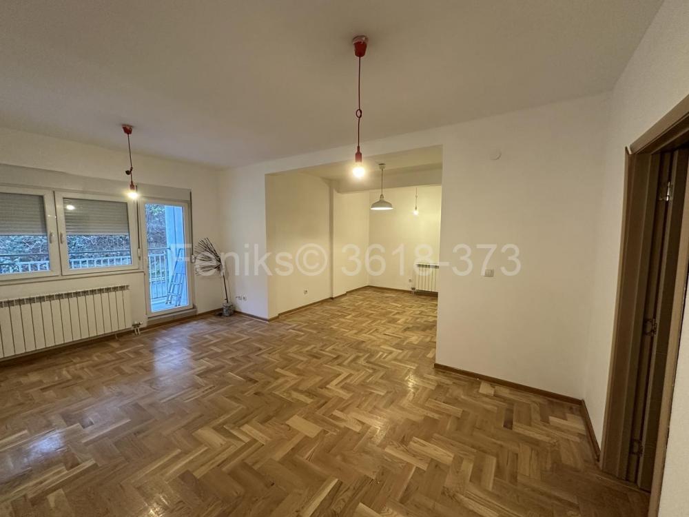 Stan na prodaju u Beogradu, Banovo brdo, dvosoban, 67m2, cena 192000 evra