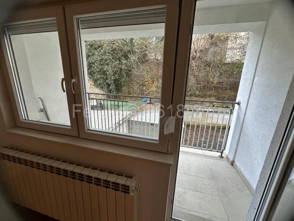 Stan na prodaju u Beogradu, Banovo brdo, dvosoban, 67m2, cena 192000 evra