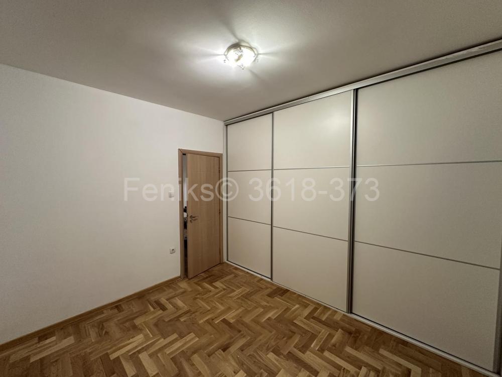 Stan na prodaju u Beogradu, Banovo brdo, dvosoban, 67m2, cena 192000 evra