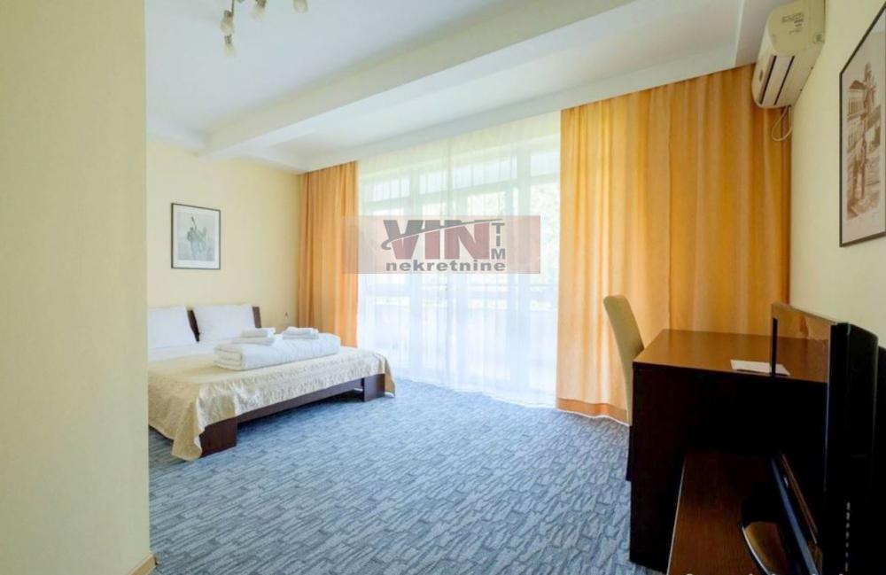 Stan na prodaju u Beogradu, Bulevar oslobođenja Beograd, dvosoban, 50m2, cena 164000 evra