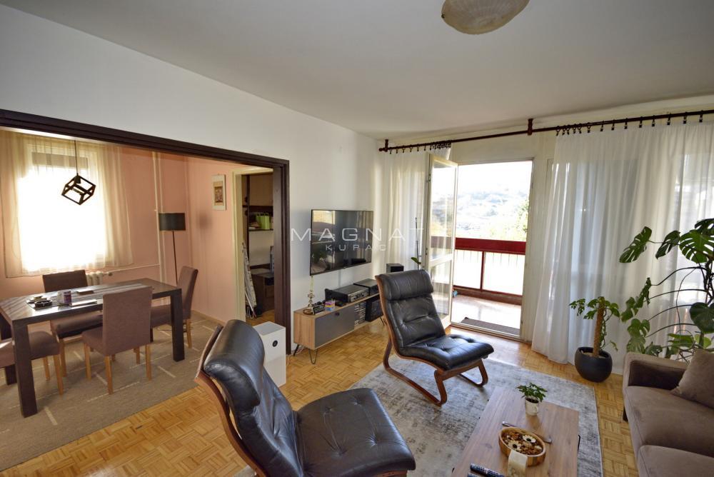 Stan na prodaju u Beogradu, Mirijevo, dvoiposoban, 70m2, cena 160000 evra