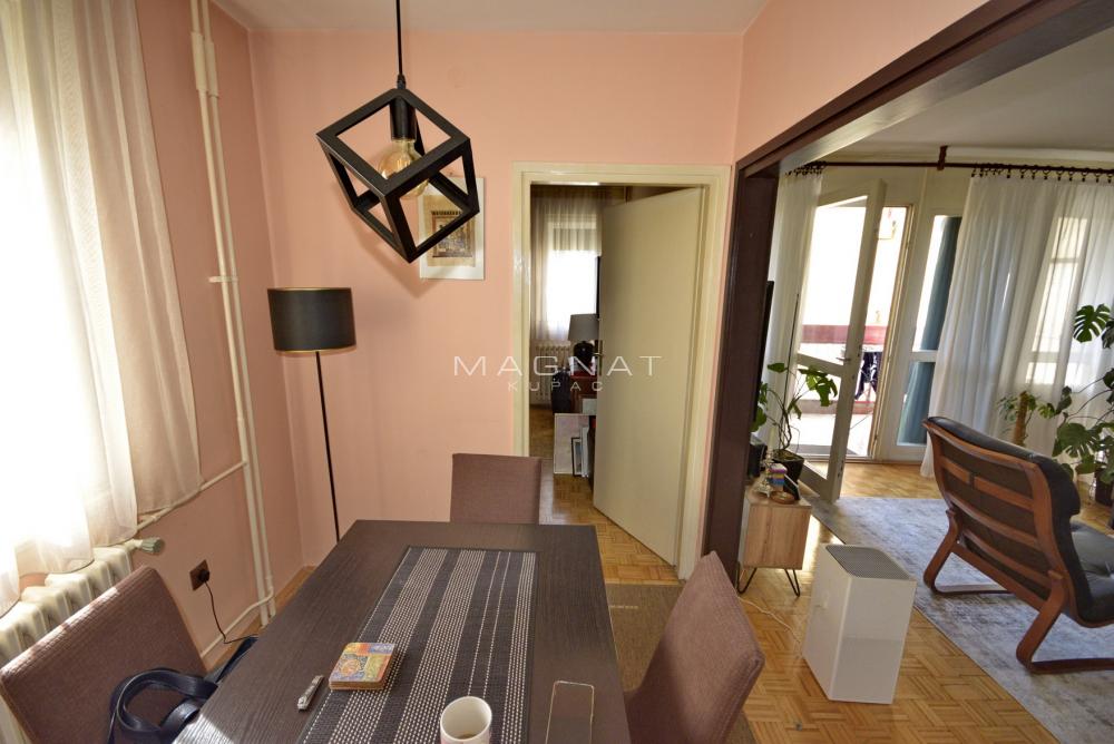 Stan na prodaju u Beogradu, Mirijevo, dvoiposoban, 70m2, cena 160000 evra