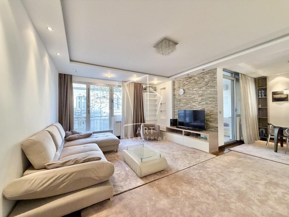 Stan na prodaju u Beogradu, Stari grad, trosoban, 88m2, cena 358400 evra