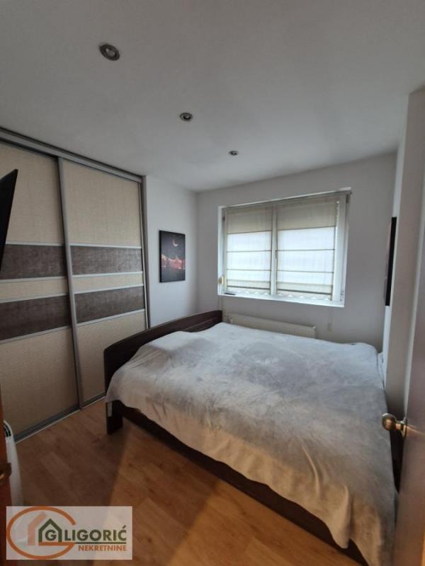 Stan na prodaju u Beogradu, Konjarnik, trosoban, 98m2, cena 212000 evra