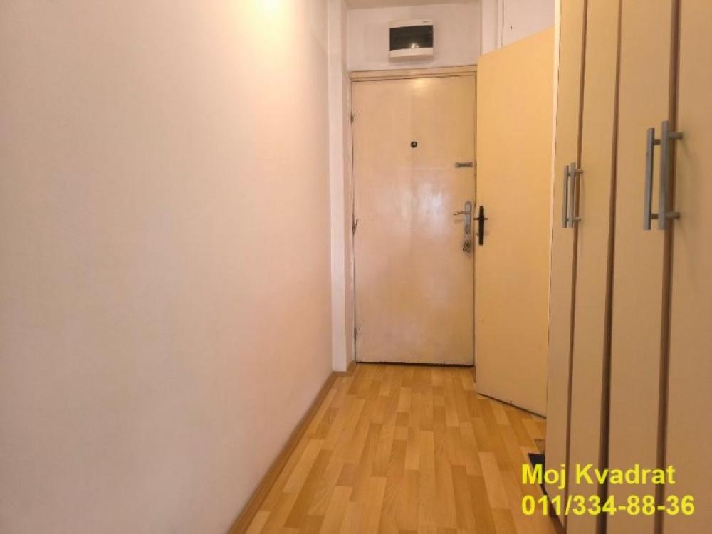 Stan na prodaju u Beogradu, Novi Beograd blok 29, jednosoban, 50m2, cena 169000 evra