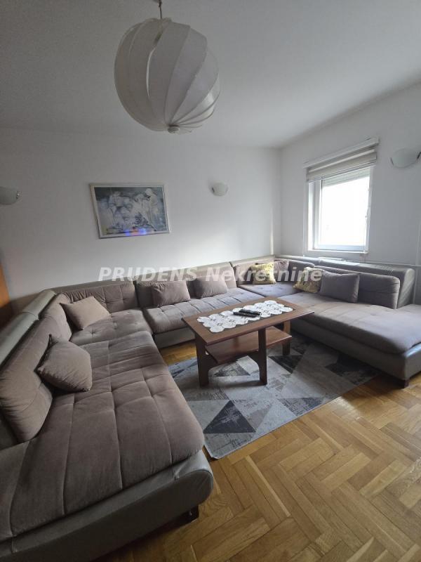 Stan na prodaju u Beogradu, Hadžipopovac, dvosoban, 65m2, cena 210000 evra