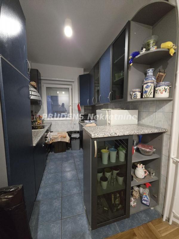 Stan na prodaju u Beogradu, Hadžipopovac, dvosoban, 65m2, cena 210000 evra