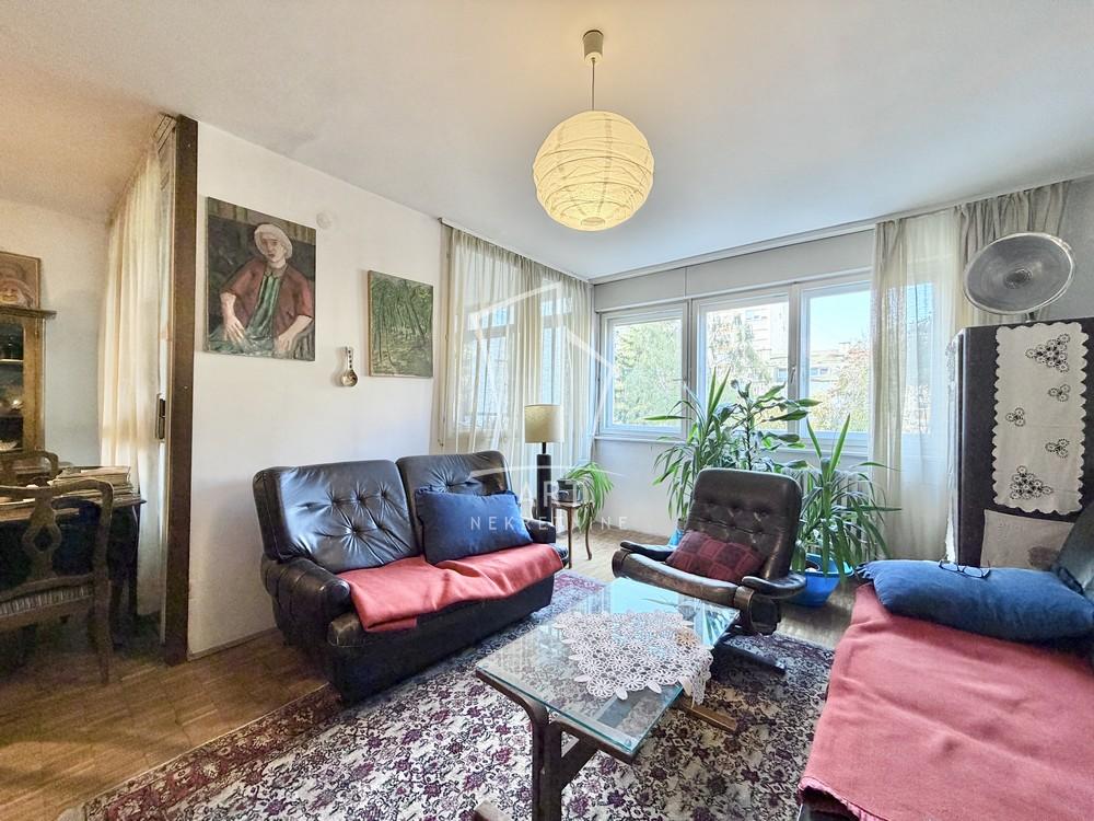 Stan na prodaju u Beogradu, Rakovica, trosoban, 77m2, cena 199000 evra