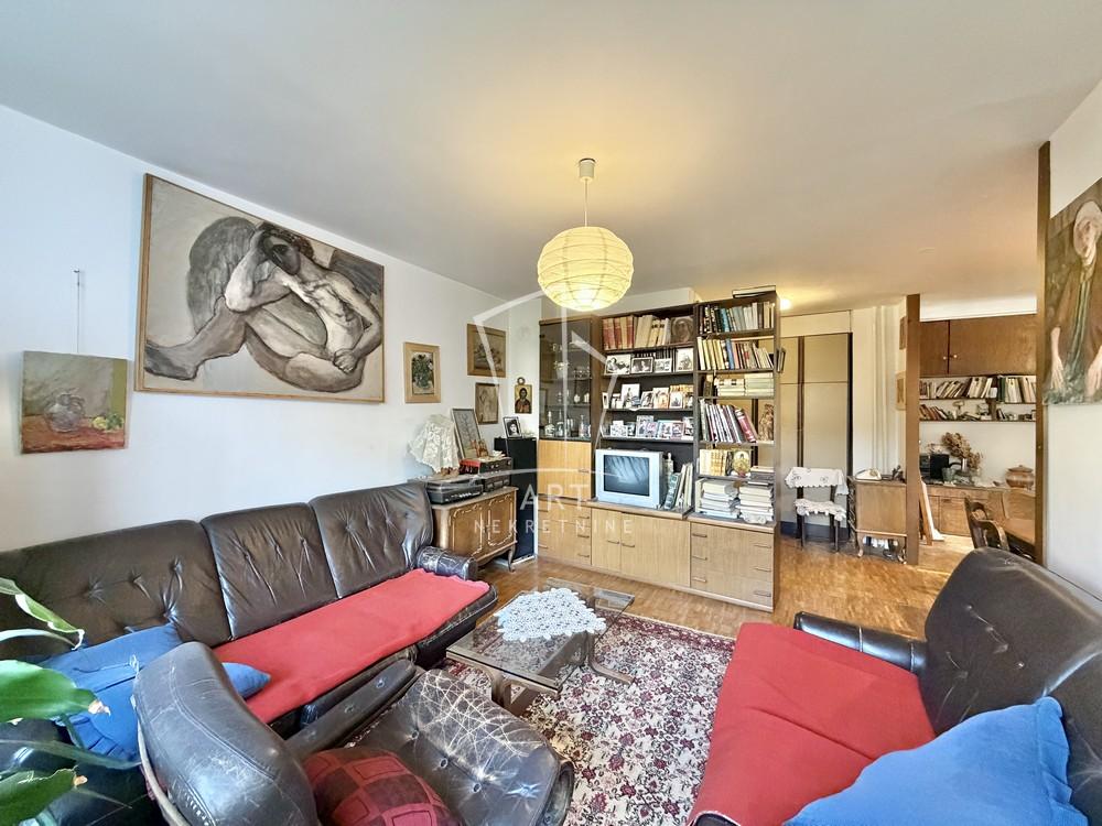 Stan na prodaju u Beogradu, Rakovica, trosoban, 77m2, cena 199000 evra