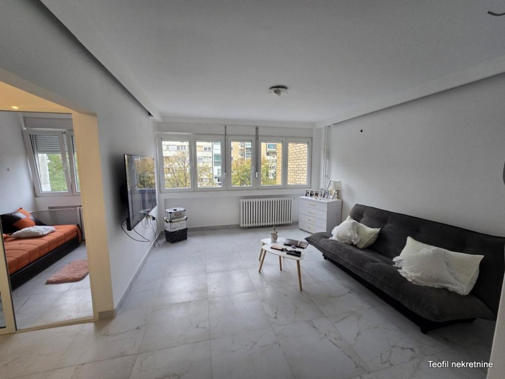 Stan na prodaju u Beogradu, Mirijevo, jednoiposoban, 41m2, cena 135000 evra