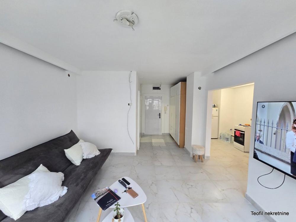 Stan na prodaju u Beogradu, Mirijevo, jednoiposoban, 41m2, cena 135000 evra