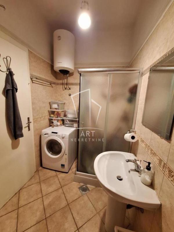 Stan na prodaju u Beogradu, Gornji Dorćol, dvosoban, 69m2, cena 299000 evra