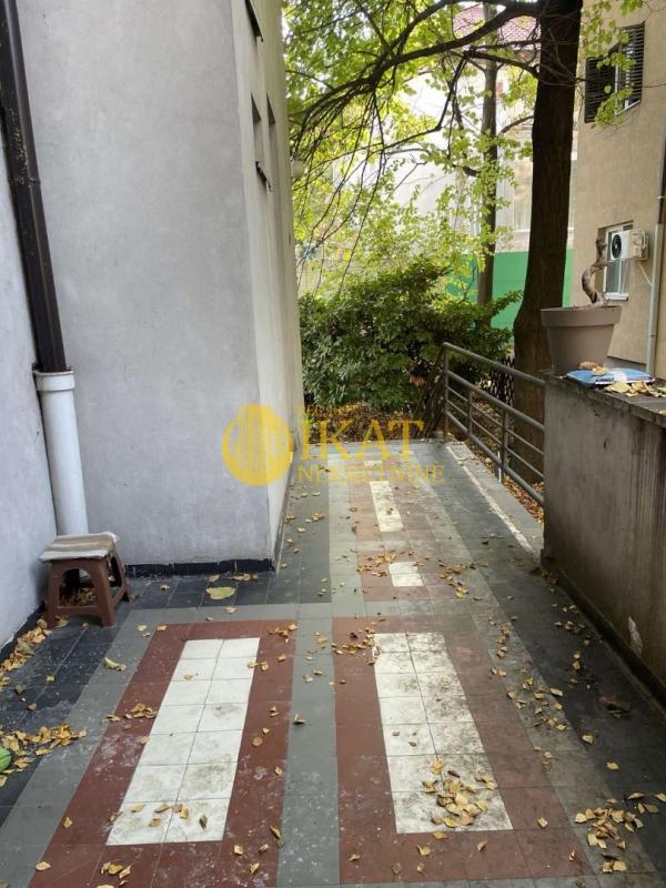 Stan na prodaju u Beogradu, Senjak, cetvorosoban, 113m2, cena 430000 evra