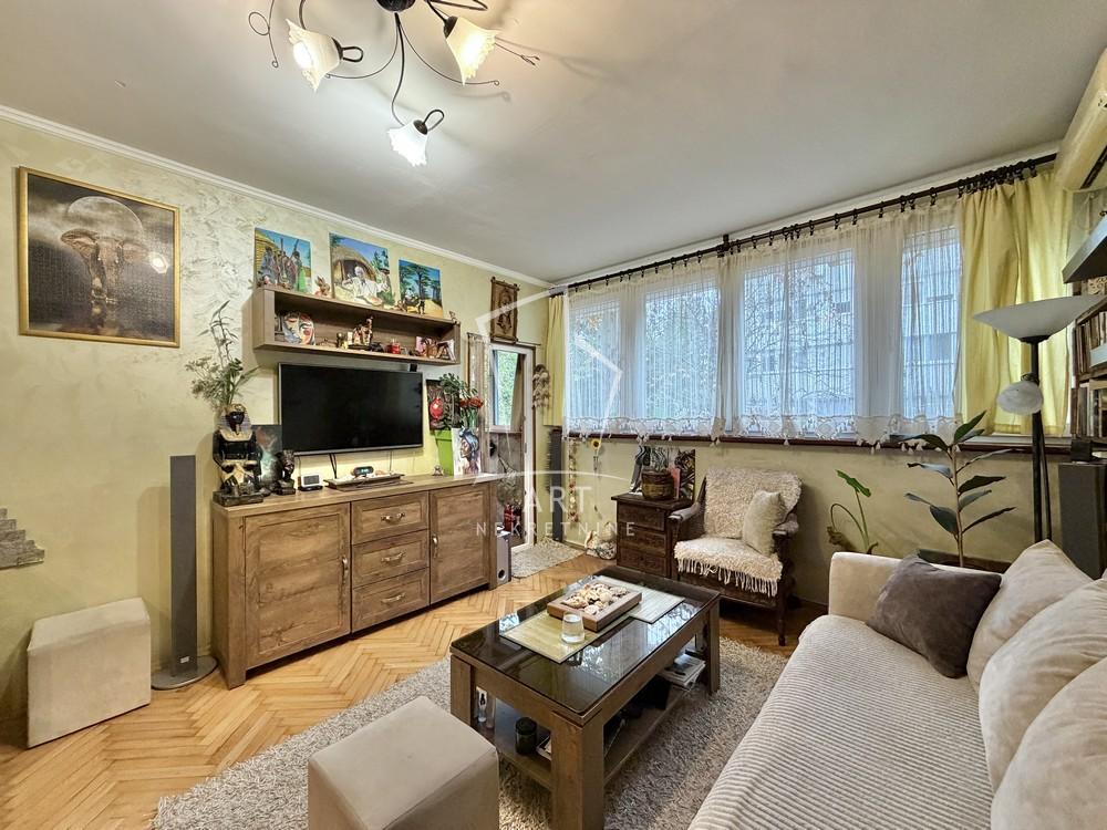 Stan na prodaju u Beogradu, Braće Jerković, troiposoban, 77m2, cena 204000 evra