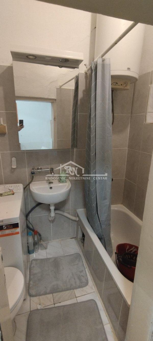 Stan na prodaju u Beogradu, Stari grad, jednosoban, 30m2, cena 113000 evra