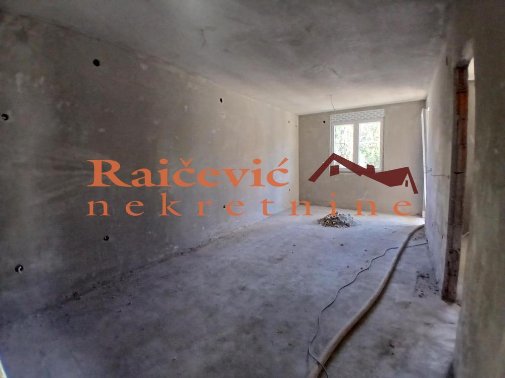 Stan na prodaju u Beogradu, Gornji grad, trosoban, 60m2, cena 179596 evra