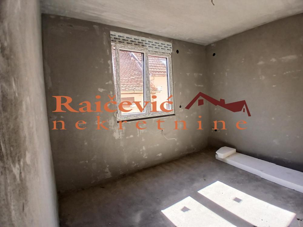 Stan na prodaju u Beogradu, Gornji grad, trosoban, 60m2, cena 179596 evra