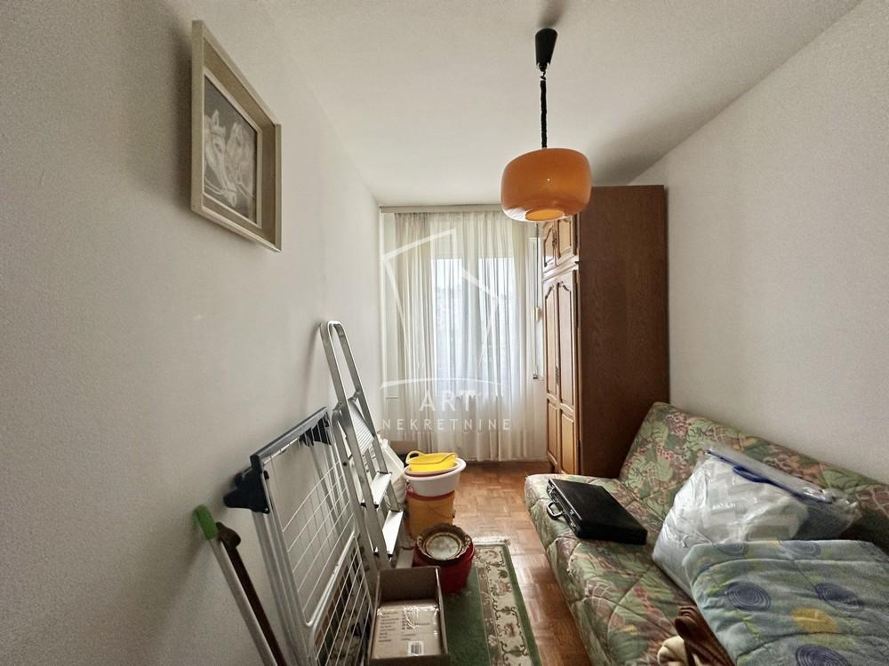 Stan na prodaju u Beogradu, Novi Beograd, dvosoban, 72m2, cena 245000 evra