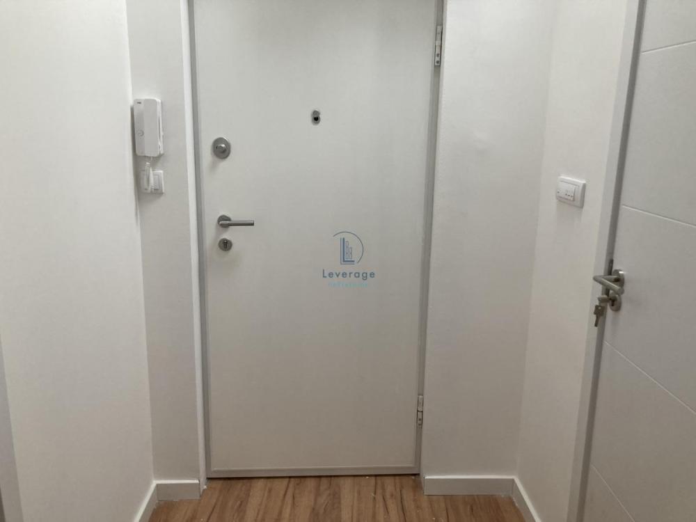 Stan na prodaju u Beogradu, Železnik, dvosoban, 52m2, cena 105000 evra