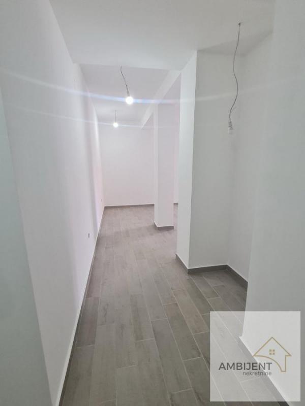 Stan na prodaju u Beogradu, Batajnica, trosoban, 73m2, cena 125000 evra